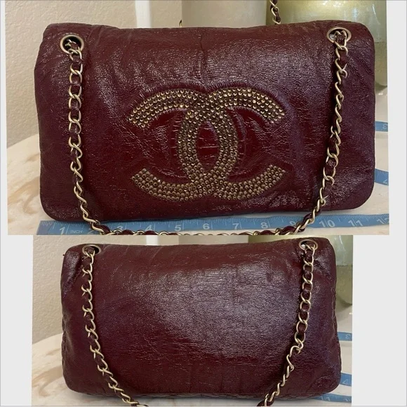 CHANEL Burgundy Leather Bag with Gold Chain - Picture 2 of 14